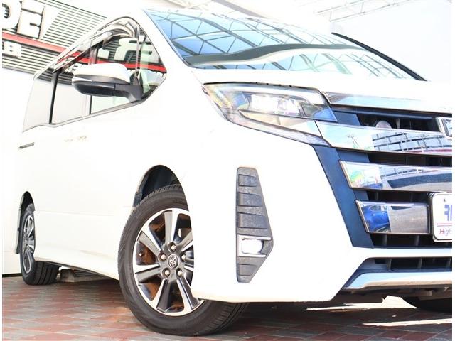 ノア Ｓｉ　純正１０インチメモリーナビフルセグバックカメラスマートキードラレコステアリモコンクルコンＥＴＣＬＥＤヘッドライト＆フォグ両側電動スライドアイドリングストップ（21枚目）