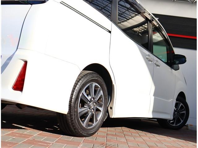 ノア Ｓｉ　純正１０インチメモリーナビフルセグバックカメラスマートキードラレコステアリモコンクルコンＥＴＣＬＥＤヘッドライト＆フォグ両側電動スライドアイドリングストップ（28枚目）