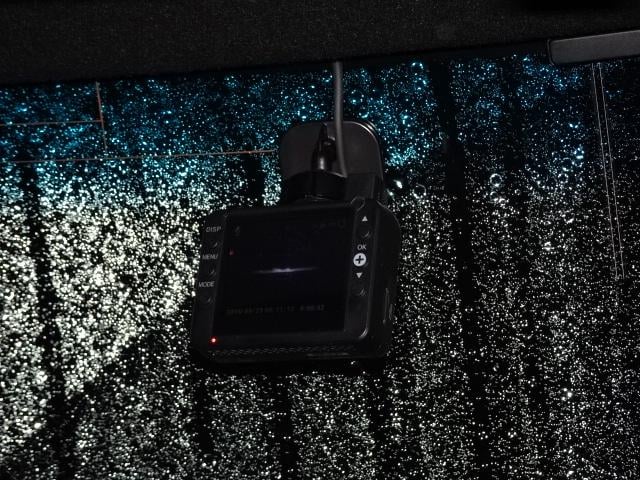 Ｎ－ＢＯＸカスタム Ｌターボ　社外メモリーナビ　フルセグ　バックカメラ　スマートキー　ＥＴＣ　純正１５インチアルミ　ＬＥＤヘッドライト＆フォグ　ステアリモコン　レーダークルコン　シートヒーター（16枚目）