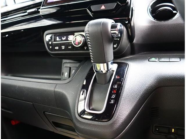 Ｎ－ＢＯＸカスタム ＥＸターボ　無限エアロ純正８インチメモリーナビフルセグバックカメラスマートキーＥＴＣ純正ドラレコハーフレザーシートシートヒーターステアリモコンレーダークルコンコーディネートスタイル１５インチアルミ（11枚目）