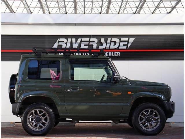 ジムニー ＸＣ　アルパイン１１インチナビフルセグバックカメラ純正１６インチアルミＬＥＤヘッドライト＆フォグステアリモコンクルーズコントロールデジタルインナーミラールーフキャリア背面カバー純正シートカバーワンオーナー（5枚目）