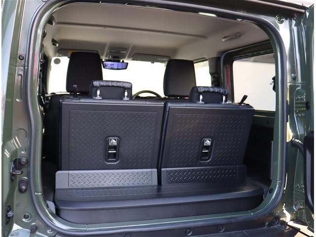 ジムニー ＸＣ　アルパイン１１インチナビフルセグバックカメラ純正１６インチアルミＬＥＤヘッドライト＆フォグステアリモコンクルーズコントロールデジタルインナーミラールーフキャリア背面カバー純正シートカバーワンオーナー（20枚目）