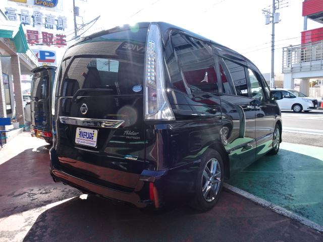 セレナ ライダー　ブラックライン　Ｓ－ハイブリッド　純正メモリーナビフルセグバックカメラスマートキー純正１６インチアルミＨＩＤライト＆フォグ両側電動スライドＬＥＤデイライトステアリモコンクルーズコントロール（5枚目）