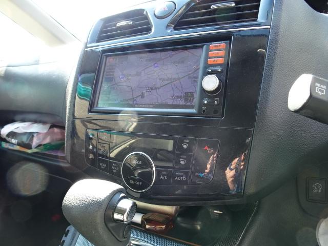 セレナ ライダー　ブラックライン　Ｓ－ハイブリッド　純正メモリーナビフルセグバックカメラスマートキー純正１６インチアルミＨＩＤライト＆フォグ両側電動スライドＬＥＤデイライトステアリモコンクルーズコントロール（9枚目）