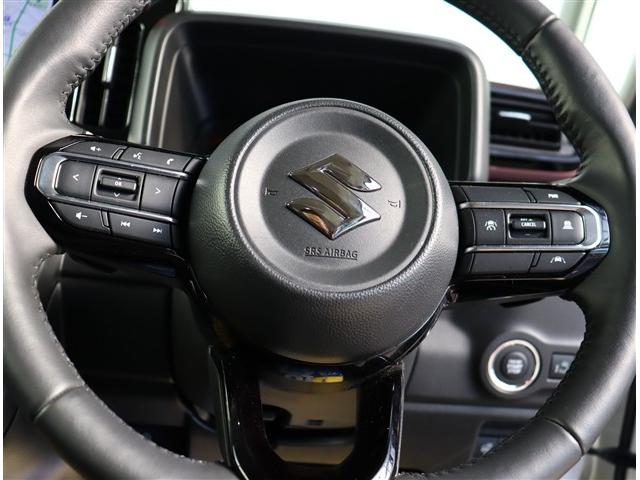 スペーシアカスタム ハイブリッドXSターボ 届出済未使用車スズキコネクト9インチナビ全方位カメラフルセグアップルカープレイレーダークルコンステアリモコンリアサーキュレーターハーフレザーシート&ヒーターHUD両側電動スライドコーナーセンサー(33枚目)