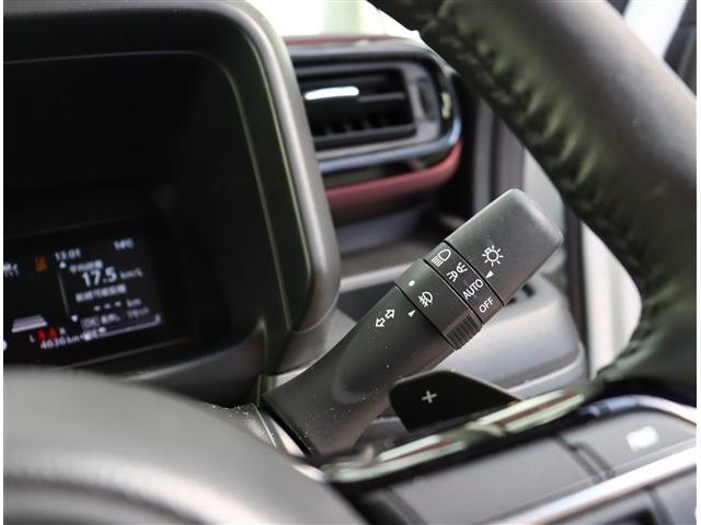 スペーシアカスタム ハイブリッドXSターボ 届出済未使用車スズキコネクト9インチナビ全方位カメラフルセグアップルカープレイレーダークルコンステアリモコンリアサーキュレーターハーフレザーシート&ヒーターHUD両側電動スライドコーナーセンサー(35枚目)