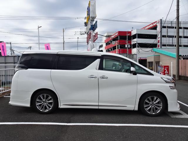 ヴェルファイア ２．５Ｚ　Ａエディション　ゴールデンアイズ　モデリスタフルエアログリルアルパインツインモニターハーフレザーシートＥＴＣＬＥＤヘッドライト＆フォグコーナーセンサークルーズコントロール純正１８インチアルミ（5枚目）