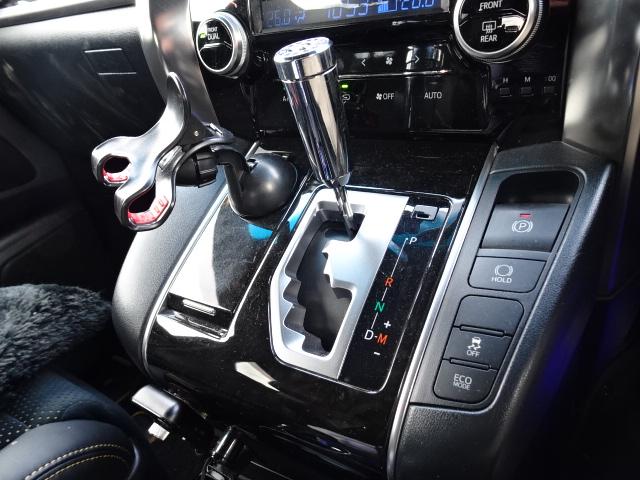 ヴェルファイア ２．５Ｚ　Ａエディション　ゴールデンアイズ　モデリスタフルエアログリルアルパインツインモニターハーフレザーシートＥＴＣＬＥＤヘッドライト＆フォグコーナーセンサークルーズコントロール純正１８インチアルミ（10枚目）