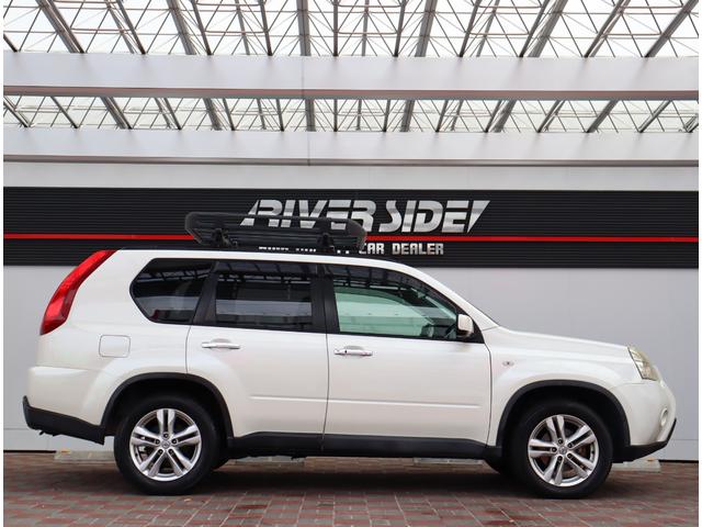 エクストレイル ２０Ｘ　社外９インチフローティングナビフルセグバックカメラスマートキー純正１７インチアルミ防水シートデジタルミラーシートヒーター（5枚目）