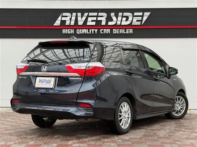 シャトル ハイブリッドＸ　ホンダセンシング　純正８インチメモリーナビフルセグバックカメラスマートキーＥＴＣＬＥＤヘッドライト＆フォグハーフレザーシートレーダークルコン前後ドラレココーナーセンサー（6枚目）