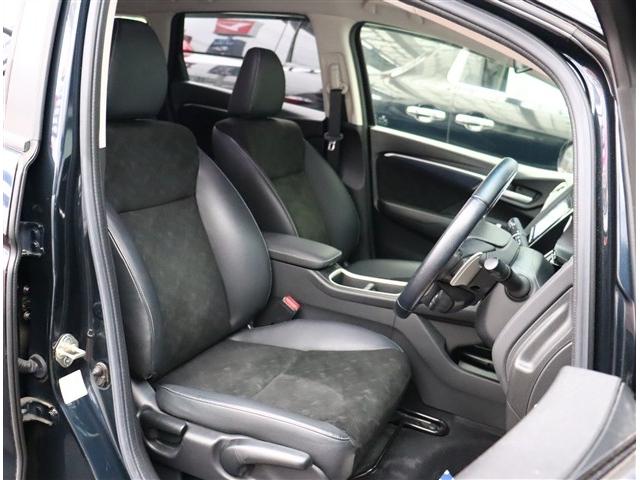 シャトル ハイブリッドＸ　ホンダセンシング　純正８インチメモリーナビフルセグバックカメラスマートキーＥＴＣＬＥＤヘッドライト＆フォグハーフレザーシートレーダークルコン前後ドラレココーナーセンサー（16枚目）