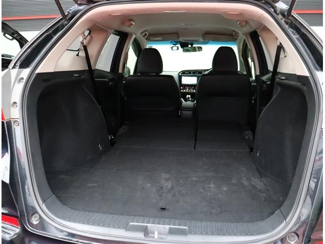 シャトル ハイブリッドＸ　ホンダセンシング　純正８インチメモリーナビフルセグバックカメラスマートキーＥＴＣＬＥＤヘッドライト＆フォグハーフレザーシートレーダークルコン前後ドラレココーナーセンサー（19枚目）