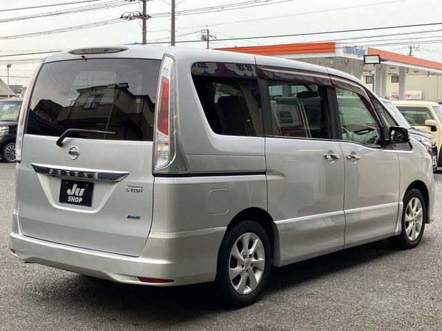 セレナ ハイウェイスター　ＶセレクションＩＩ　両側電動スライドドア・国産タイヤ装着・ＥＴＣ・バックカメラ・ナビゲーションシステム・シートアレンジ機能・全席独立エアコン・（11枚目）