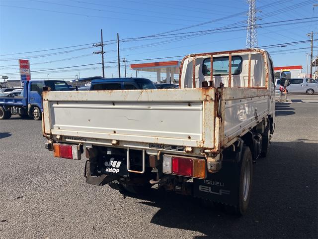 エルフトラック 高床　最大積載量３０００Ｋｇ・３ｔ・軽油・５速マニュアル・左電動格納ミラー・平床ボディ・エアコン・パワステ・エアバック・パワーウィンドウ・ＡＢＳ（5枚目）