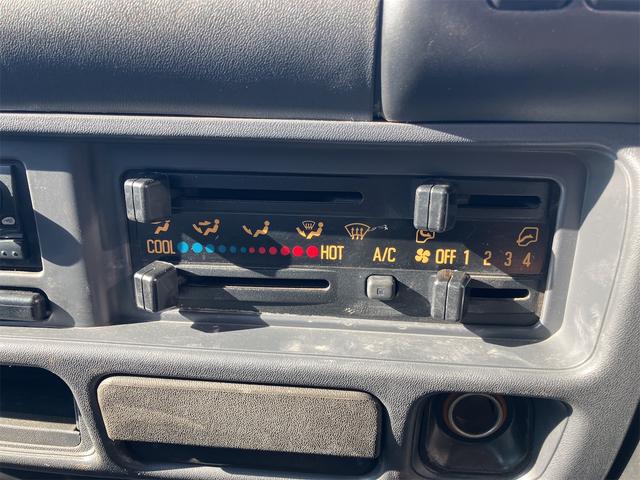 エルフトラック 高床　最大積載量３０００Ｋｇ・３ｔ・軽油・５速マニュアル・左電動格納ミラー・平床ボディ・エアコン・パワステ・エアバック・パワーウィンドウ・ＡＢＳ（20枚目）