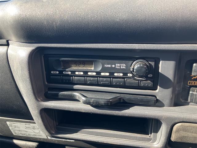 エルフトラック 高床　最大積載量３０００Ｋｇ・３ｔ・軽油・５速マニュアル・左電動格納ミラー・平床ボディ・エアコン・パワステ・エアバック・パワーウィンドウ・ＡＢＳ（21枚目）