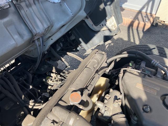 エルフトラック 高床　最大積載量３０００Ｋｇ・３ｔ・軽油・５速マニュアル・左電動格納ミラー・平床ボディ・エアコン・パワステ・エアバック・パワーウィンドウ・ＡＢＳ（49枚目）