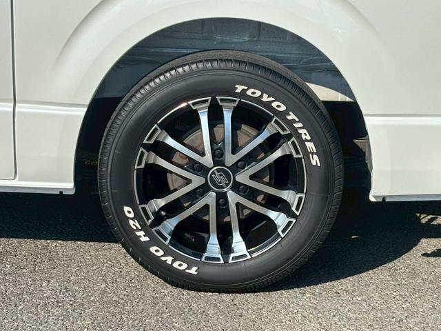 ハイエースバン スーパーGL ダークプライム2 モデリスタFエアロ ALPINE11インチナビ ベッドキット パノラマビュー VIPER製盗難防止システム リヤヒータークーラー デジタルインナーミラー 両側電動スライド シートカバー ETC2.0(57枚目)