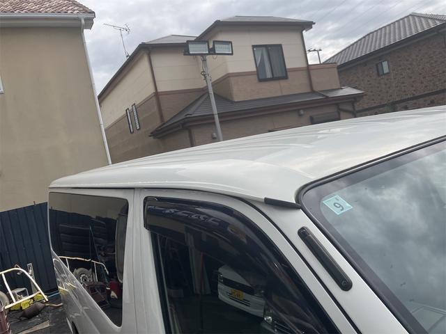 ハイエースバン ロングDX GLパッケージ 純正ワンセグTVナビ・Bluetooth接続・パノラマビューモニター・ETC・LEDヘッドライト・同色バンパー・キーレス2個・サイドカメラ・電動格納ミラー(12枚目)