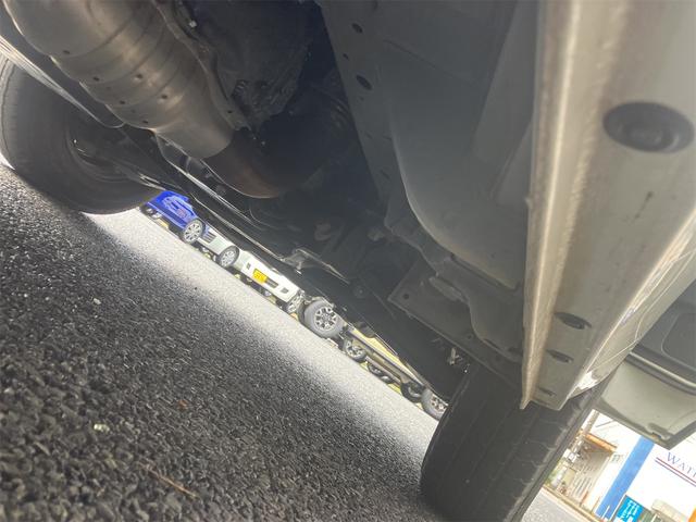 ハイエースバン ロングDX GLパッケージ 純正ワンセグTVナビ・Bluetooth接続・パノラマビューモニター・ETC・LEDヘッドライト・同色バンパー・キーレス2個・サイドカメラ・電動格納ミラー(63枚目)