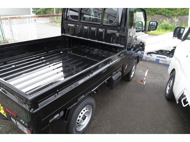 ハイゼットトラック ジャンボエクストラ　ハイゼットトラック　ジャンボ　４ＷＤ　届出済未使用車　エアコン　パワステ（9枚目）