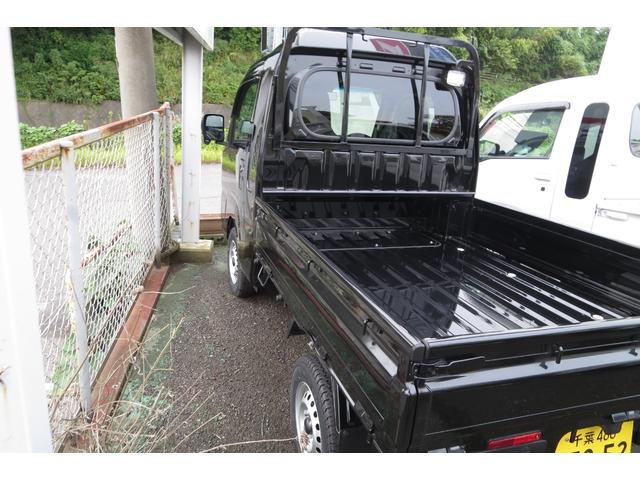 ハイゼットトラック ジャンボエクストラ　ハイゼットトラック　ジャンボ　４ＷＤ　届出済未使用車　エアコン　パワステ（11枚目）