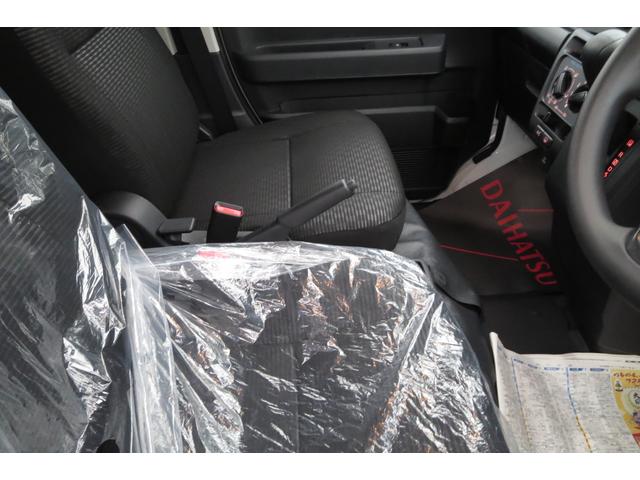 ハイゼットカーゴ ＤＸ　届出済未使用車　エアコン　パワステ（16枚目）