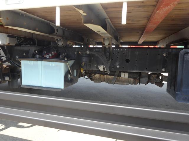 デュトロ 　超ワイド　ロング　フルジャストロー　積載量２ｔ　走行距離６８５００ｋｍ　車両総重量４９４５ｋｇ（16枚目）