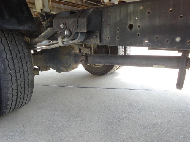 デュトロ 　超ワイド　ロング　フルジャストロー　積載量２ｔ　走行距離６８５００ｋｍ　車両総重量４９４５ｋｇ（20枚目）