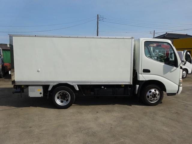 トヨエース 　冷蔵冷凍車　低温　－２０℃　積載量１．３５ｔ　　リアモニター　サイドドア（8枚目）