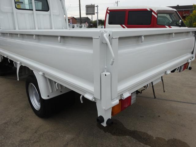 ボンゴトラック DX 低床 積載量1t ロング ダブルタイヤ(14枚目)