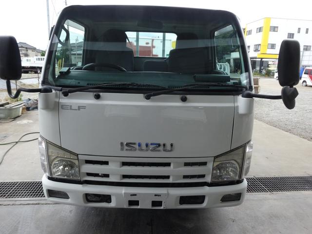 エルフトラック フルフラットロー　積載量２ｔ　全低床　荷台１０尺　ダブルタイヤ（2枚目）