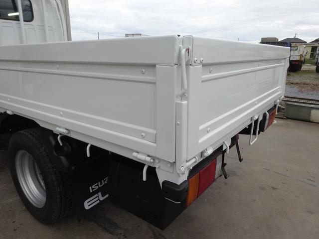 エルフトラック フルフラットロー　積載量２ｔ　全低床　荷台１０尺　ダブルタイヤ（14枚目）