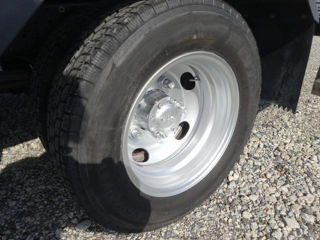 カゼット 　超ワイド　超ロング　カスタム　積載量２ｔ　全低床　荷台鉄板張り（20枚目）