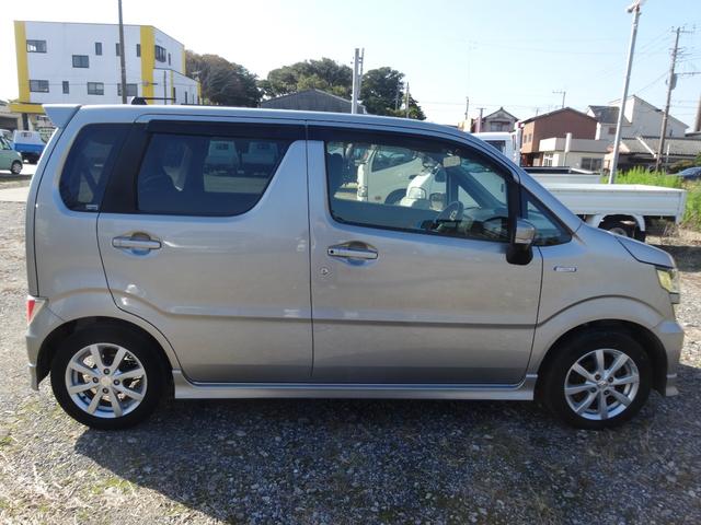 ワゴンＲ ハイブリッドＦＺ　８インチナビ　全方位カメラ　アイドリングストップ（5枚目）