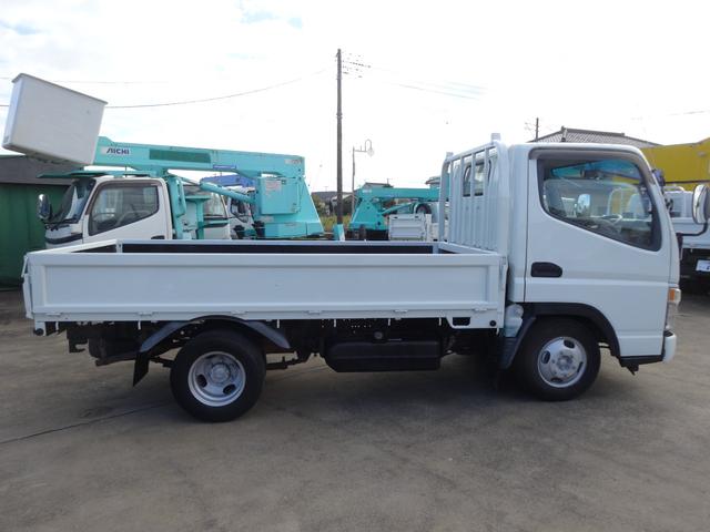 キャンターガッツ 全低床 積載量1.5t 荷台10尺 ダブルタイヤ(8枚目)