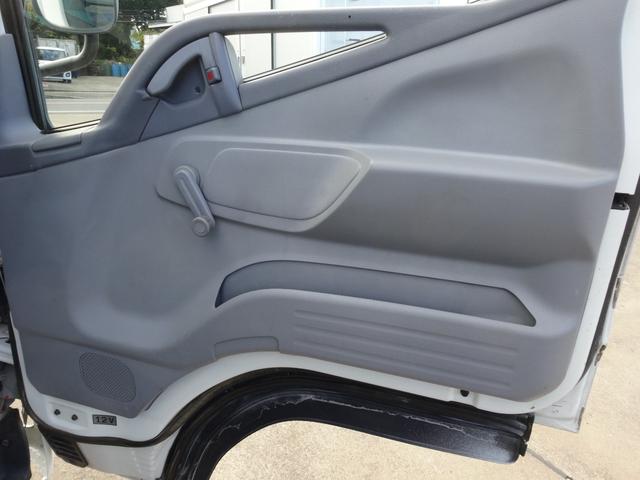 キャンターガッツ 全低床 積載量1.5t 荷台10尺 ダブルタイヤ(27枚目)