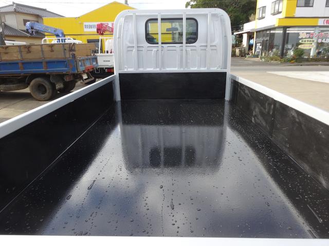 エルフトラック フルフラットロー　積載量１．５ｔ　スムーサー　オートマ　全低床　荷台鉄板張り（9枚目）