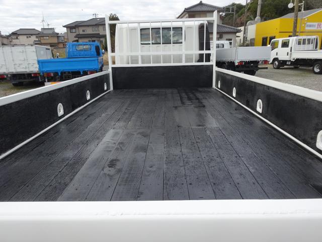 デュトロ ロング全低床　超ワイド　積載量２ｔ（8枚目）