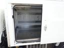 　冷蔵冷凍車　低温　－２０℃　積載量１．３５ｔ　　リアモニター　サイドドア（13枚目）
