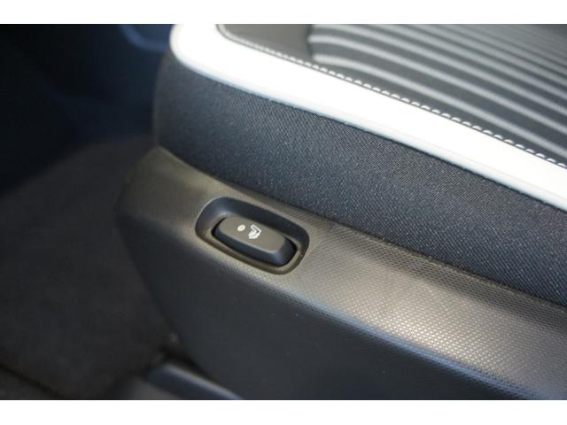 トゥインゴ インテンス ETC ドライブレコーダー前後 バックカメラ バックソナー クルーズコントロール 車線逸脱警告 LEDヘッドライト シートヒーター 16インチアルミホイール ワンオーナー 認定中古車保証付(19枚目)