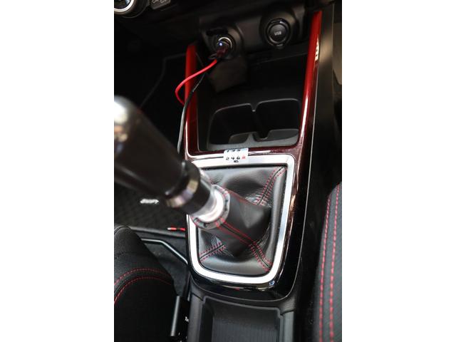 スイフトスポーツ ベースグレード　ベースグレード／全方位モニター用カメラパッケージ装着車／ノブレッセ製アイライン／社外シフトノブ／純正前後ドライブレコーダー／バックランプＬＥＤバルブ化（13枚目）