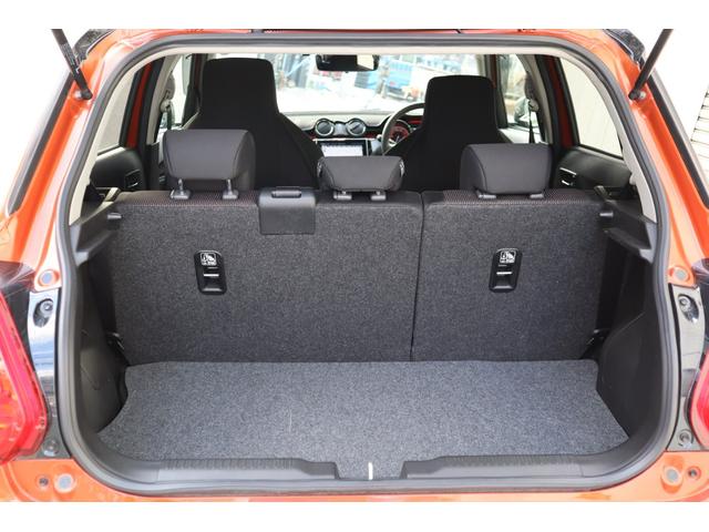 スイフトスポーツ ベースグレード　ベースグレード／全方位モニター用カメラパッケージ装着車／ノブレッセ製アイライン／社外シフトノブ／純正前後ドライブレコーダー／バックランプＬＥＤバルブ化（19枚目）