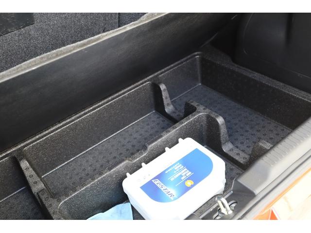 スイフトスポーツ ベースグレード　ベースグレード／全方位モニター用カメラパッケージ装着車／ノブレッセ製アイライン／社外シフトノブ／純正前後ドライブレコーダー／バックランプＬＥＤバルブ化（21枚目）