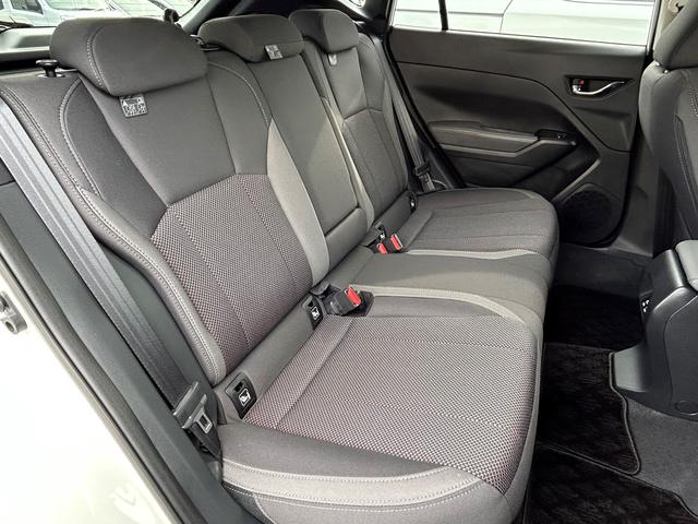 インプレッサ ST-H STIマフラー・エアロ 大型センターモニター 新世代アイサイト搭載 前席パワーシート 11.6インチ大型モニター&全周囲カメラ 後側方レーダー ステアリングヒーター LEDヘッドランプ STIエアロ・リヤマフラー ETC2.0 前後ドラレコ(15枚目)