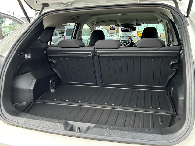 インプレッサ ST-H STIマフラー・エアロ 大型センターモニター 新世代アイサイト搭載 前席パワーシート 11.6インチ大型モニター&全周囲カメラ 後側方レーダー ステアリングヒーター LEDヘッドランプ STIエアロ・リヤマフラー ETC2.0 前後ドラレコ(22枚目)