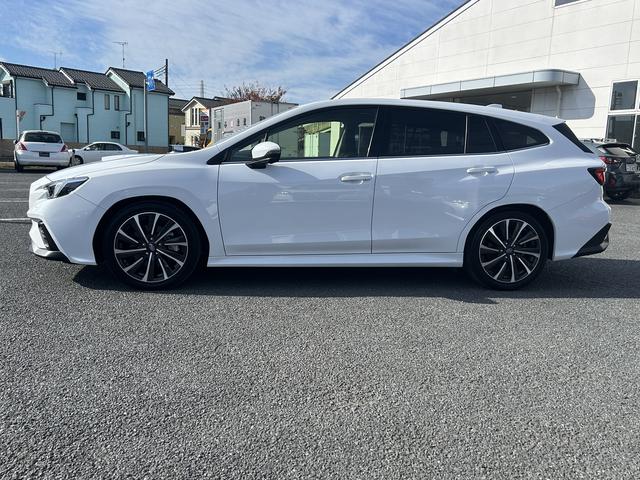 レヴォーグ ＳＴＩスポーツＥＸ　元レンタカー　大型モニター　本革電動シート　電子制御サスペンション　１１．６インチモニター　液晶メーター　ドライバーモニタリングシステム　ハーマンカードン　ハンズフリーオープンリヤゲート　全周囲カメラ　ＥＴＣ　ドラレコ（3枚目）