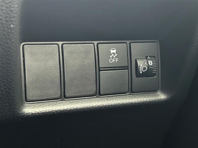 フィット ホーム　ホンダセンシング　メモリーナビ　禁煙車　衝突被害軽減ブレーキ　ＬＥＤヘッドランプ　オートハイビーム　プッシュエンジンスタート　サイド・カーテンエアバッグ　ギャザズメモリーナビ＆バックカメラ　前後ドライブレコーダー　ＥＴＣ２．０（27枚目）