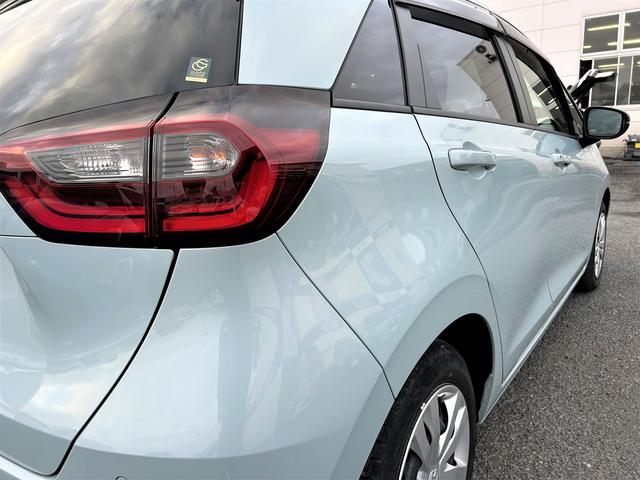 フィット ホーム　ホンダセンシング　メモリーナビ　禁煙車　衝突被害軽減ブレーキ　ＬＥＤヘッドランプ　オートハイビーム　プッシュエンジンスタート　サイド・カーテンエアバッグ　ギャザズメモリーナビ＆バックカメラ　前後ドライブレコーダー　ＥＴＣ２．０（29枚目）