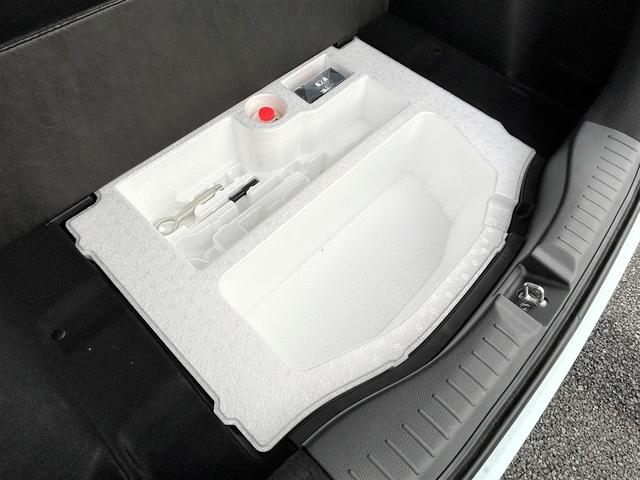 フィット ホーム　ホンダセンシング　メモリーナビ　禁煙車　衝突被害軽減ブレーキ　ＬＥＤヘッドランプ　オートハイビーム　プッシュエンジンスタート　サイド・カーテンエアバッグ　ギャザズメモリーナビ＆バックカメラ　前後ドライブレコーダー　ＥＴＣ２．０（32枚目）